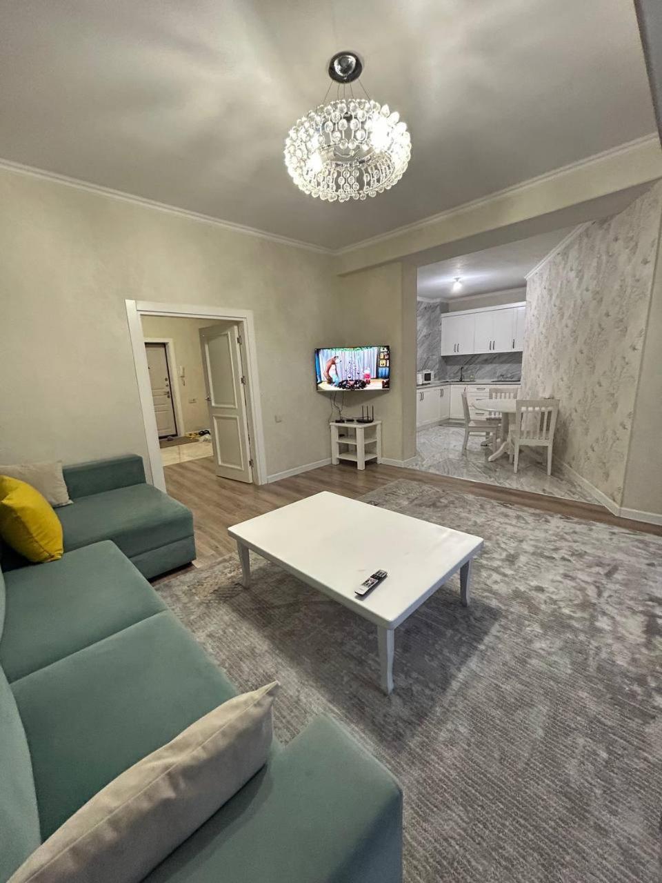 Ecohouse Apartment Bishkek Exterior photo