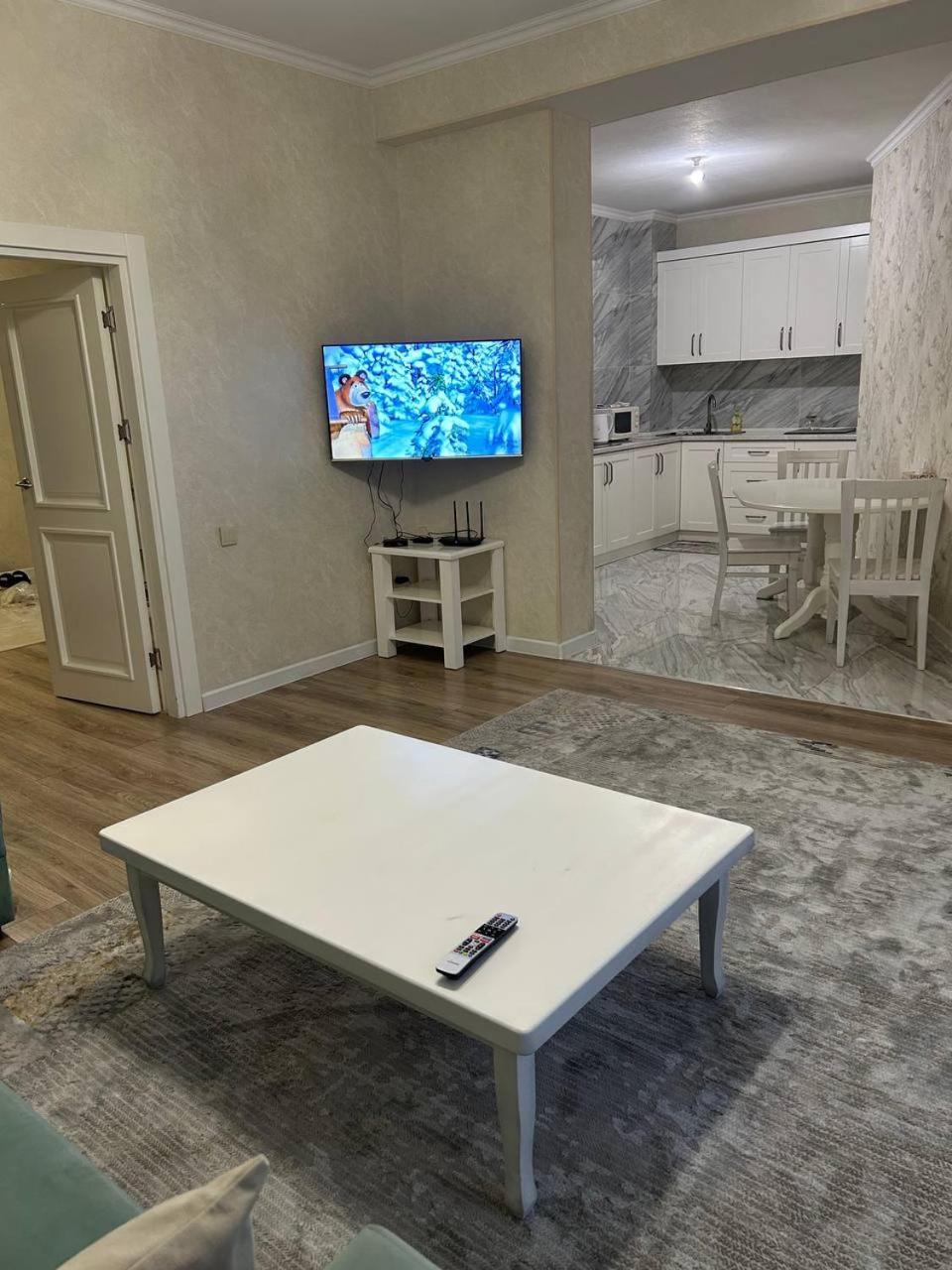 Ecohouse Apartment Bishkek Exterior photo