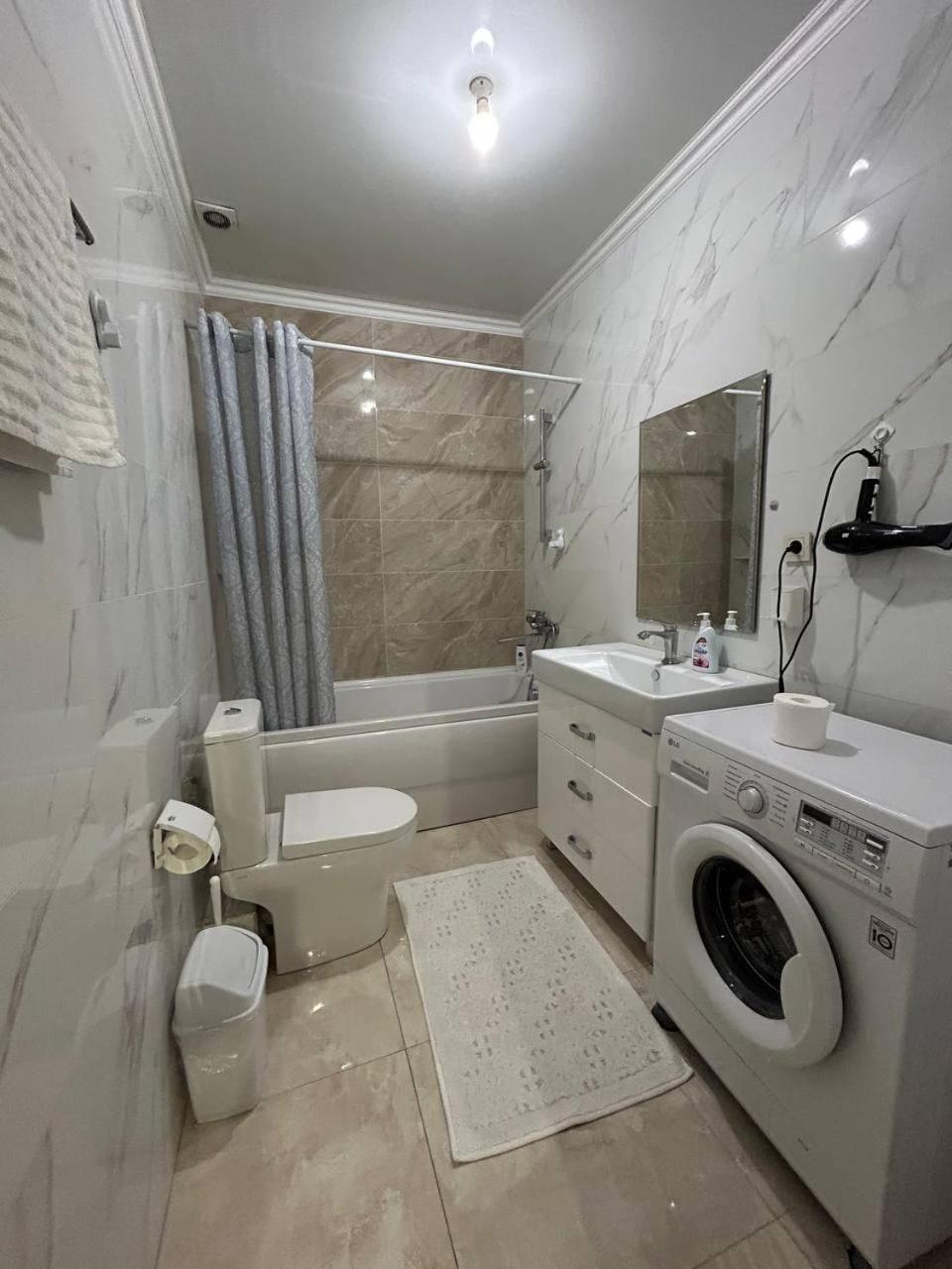 Ecohouse Apartment Bishkek Exterior photo